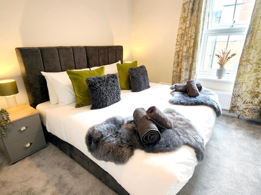 Carvetii - Anne House Room 2 - Dbl Bed First Floor En-Suite 칼라일 외부 사진